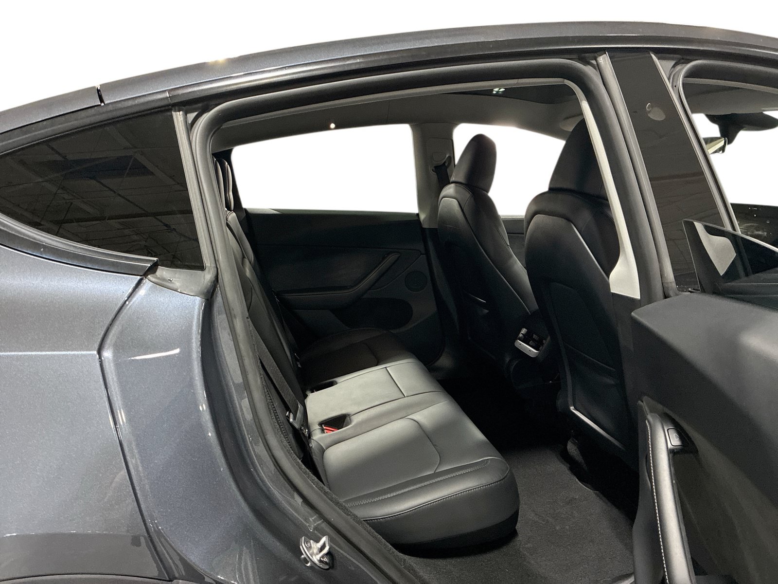 Certified 2023 Tesla Model Y Long Range AWD/4WD image 11