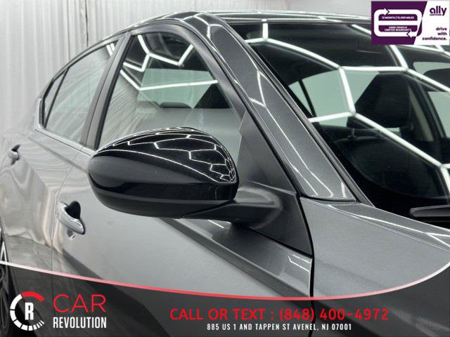 Used 2022 Nissan Altima 2.5 SR AWD/4WD image 45
