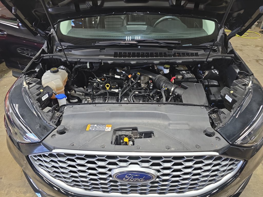 Used 2024 Ford Edge SEL w/ Convenience Package AWD/4WD image 32