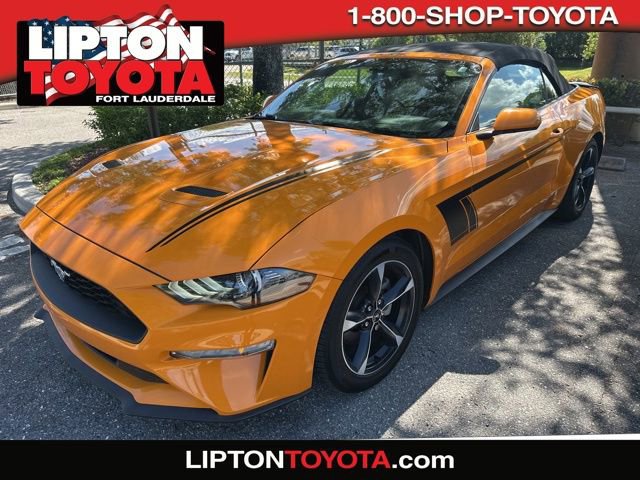 Used 2019 Ford Mustang Convertible RWD image 1