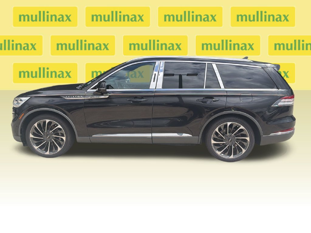 Used 2020 Lincoln Aviator Reserve w/ Equipment Group 202A AWD/4WD image 12