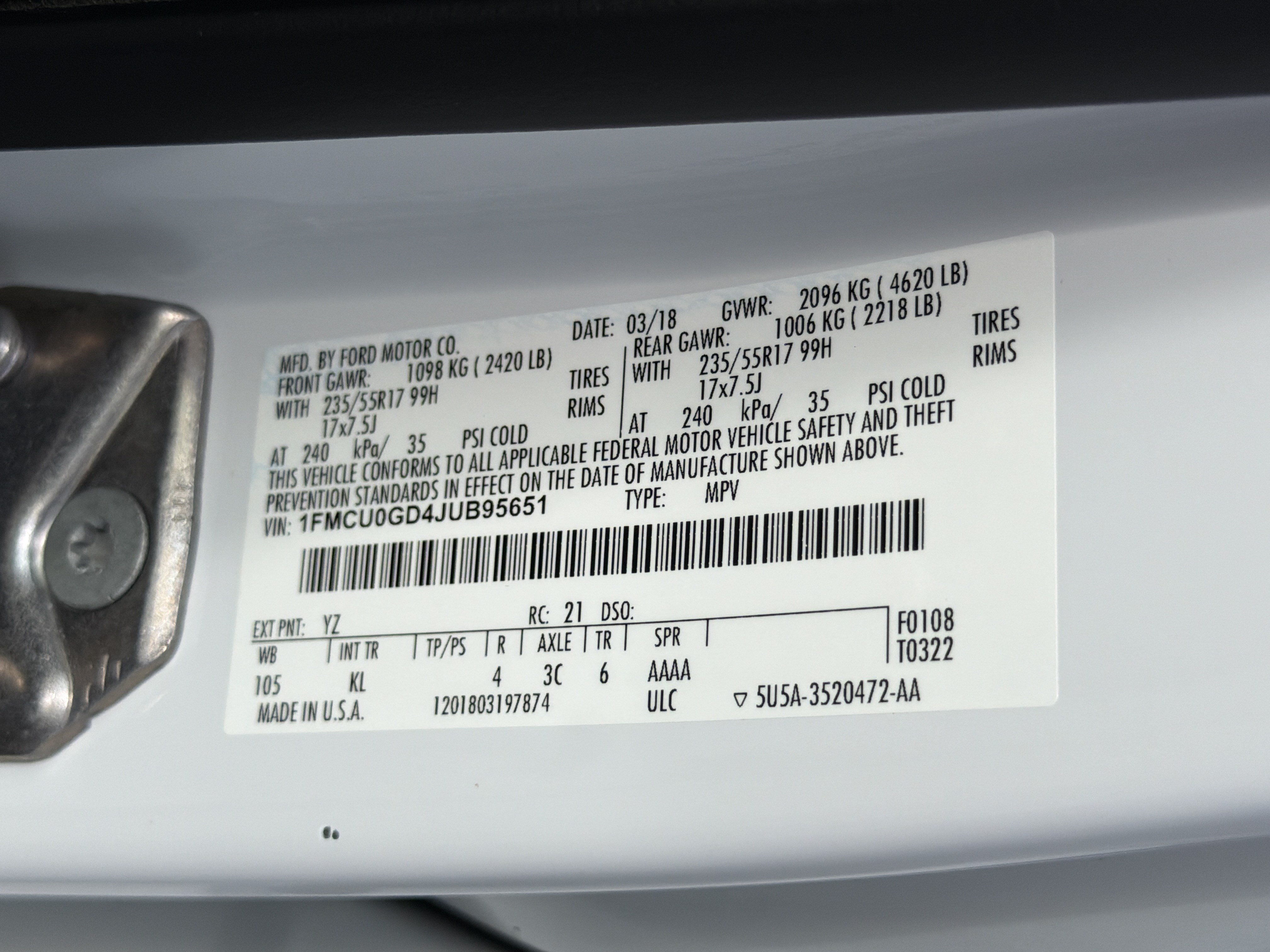 Used 2018 Ford Escape SE w/ Ford Safe & Smart Package FWD image 28