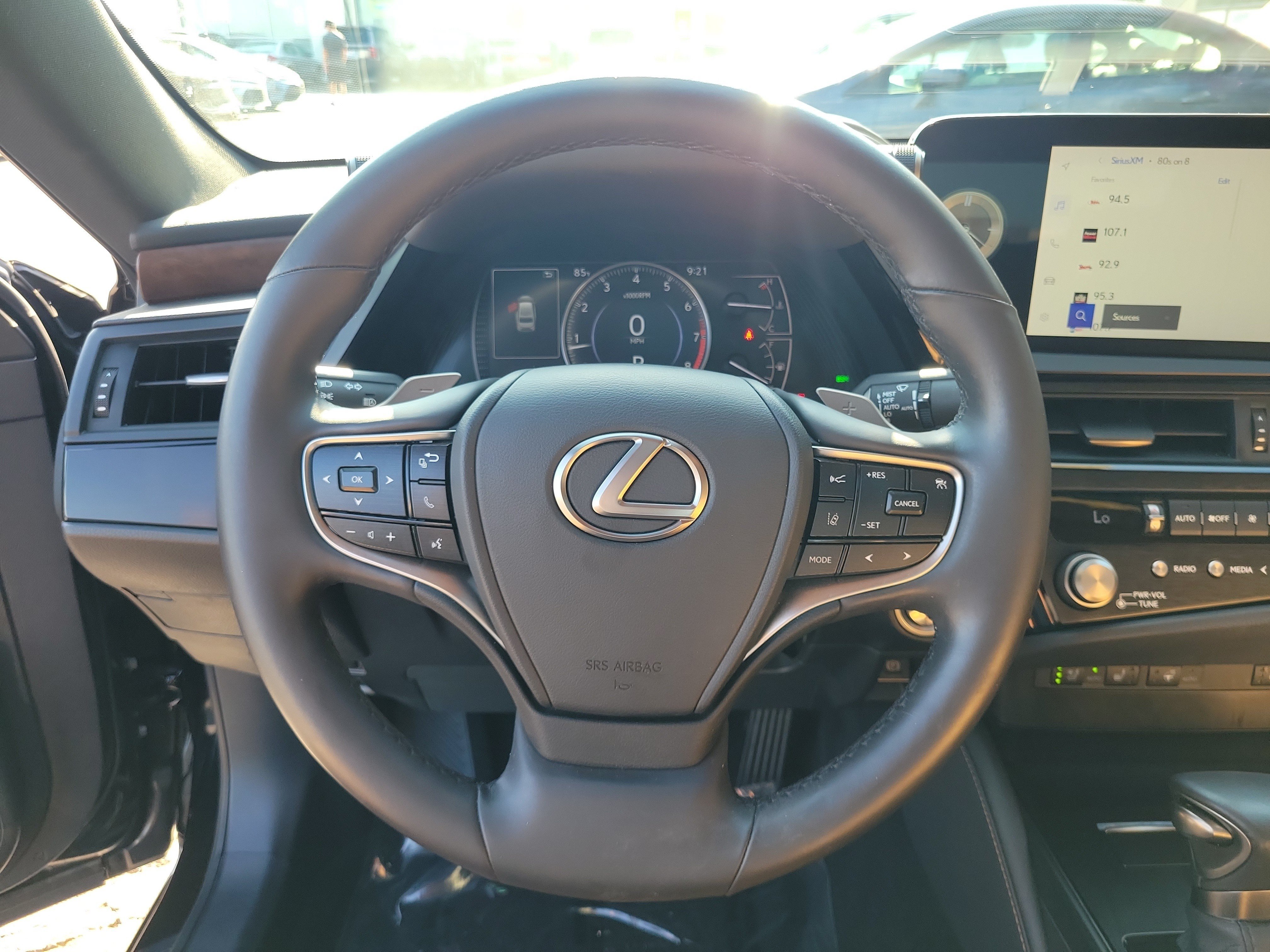 Used 2023 Lexus ES 350 w/ Premium Package FWD image 21