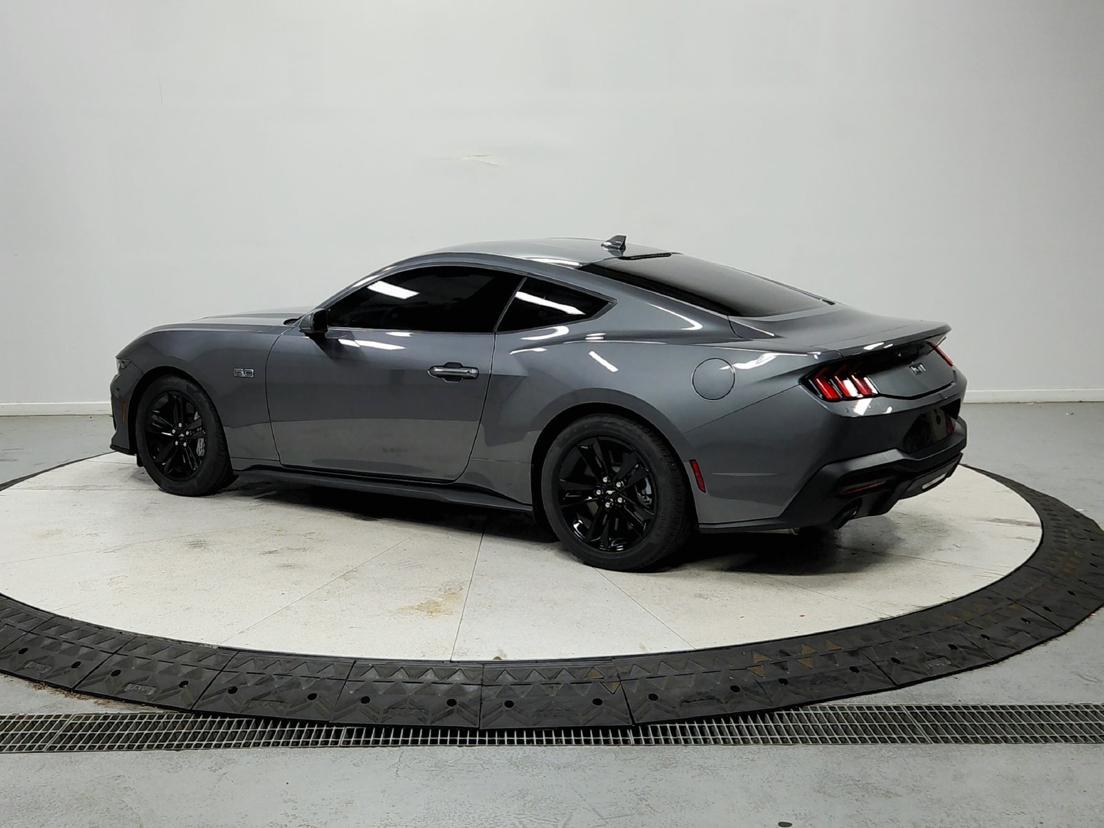 Used 2026 Ford Mustang GT RWD image 6