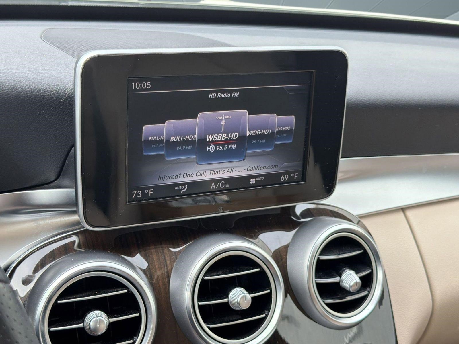 Used 2017 Mercedes-Benz C 300 Sedan image 22