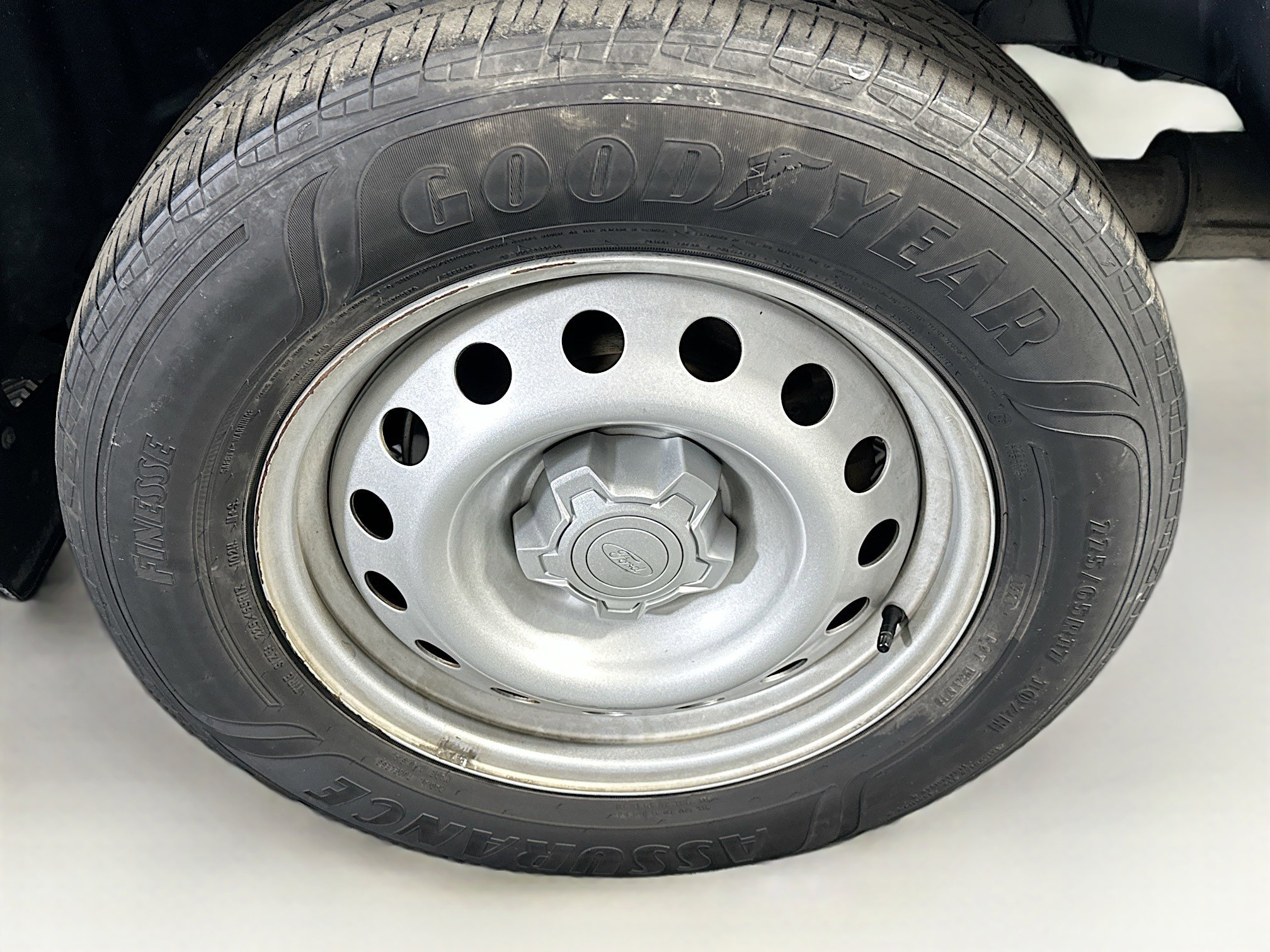Used 2022 Ford Maverick XL FWD image 11