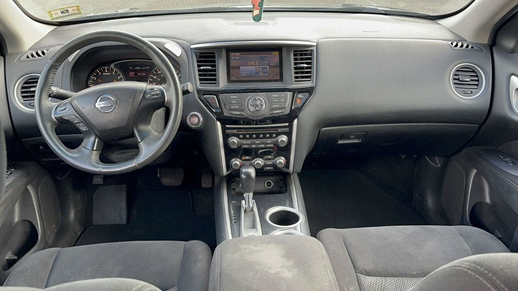 Used 2015 Nissan Pathfinder SV w/ Cargo Package FWD image 12