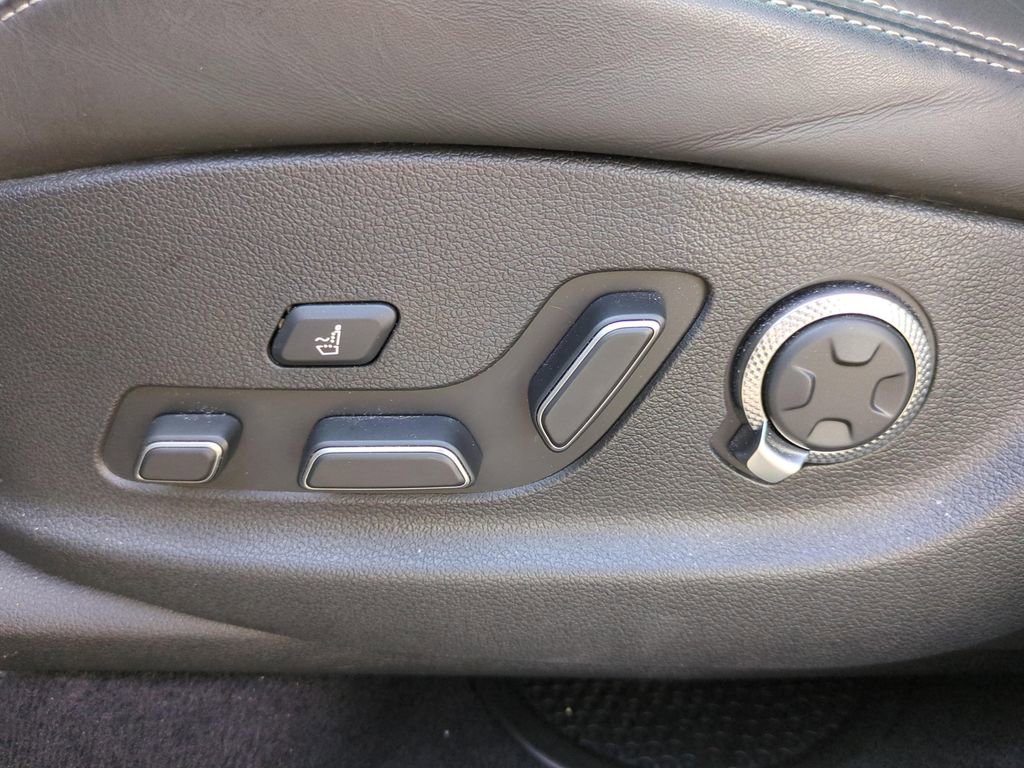 Used 2024 Genesis GV70 3.5T Sport w/ Sport Prestige Package image 20