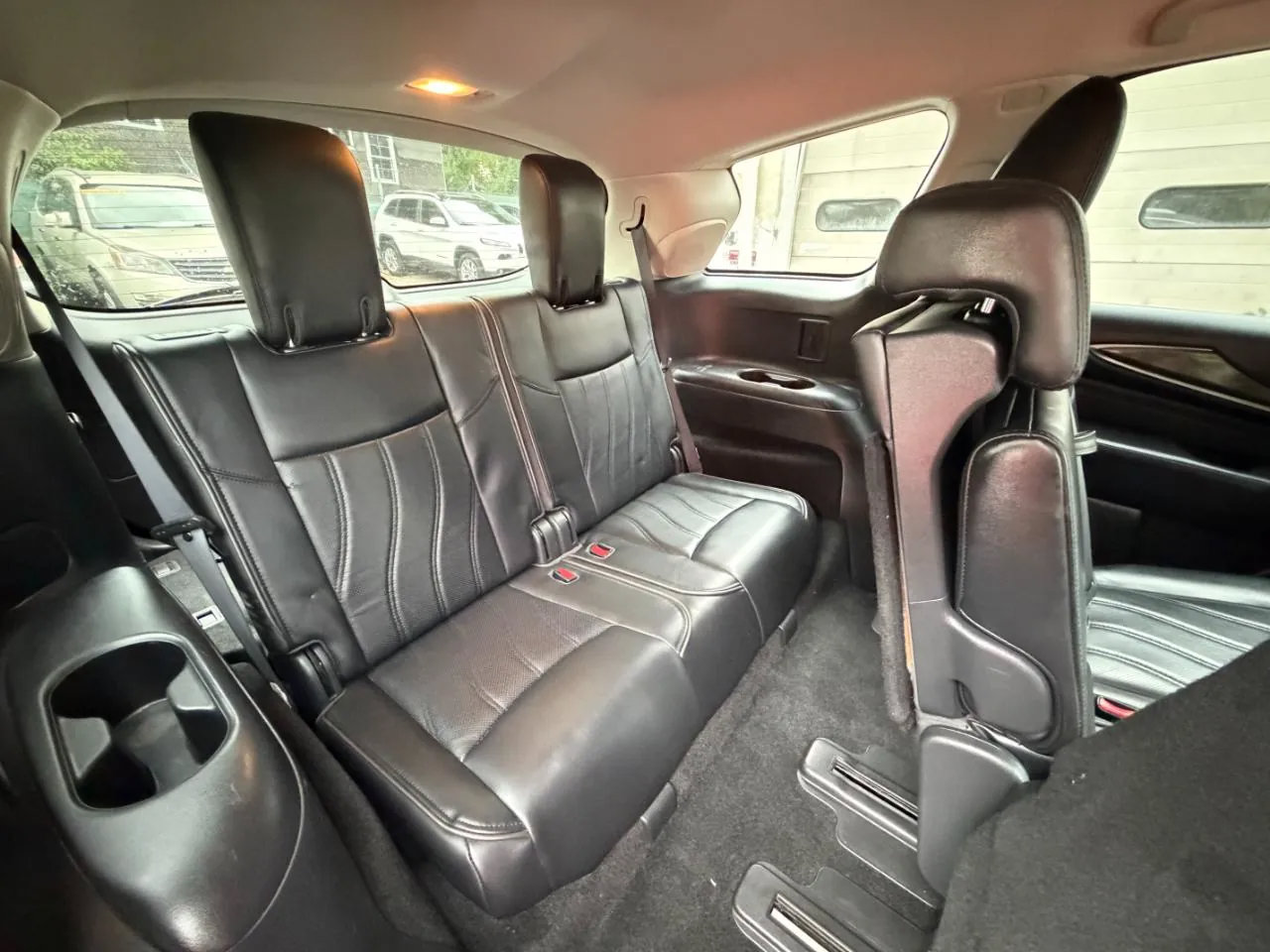 Used 2014 INFINITI QX60 Luxe w/ Premium Plus Package AWD/4WD image 31