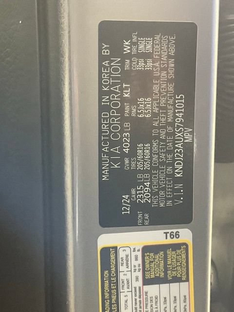Used 2025 Kia Soul LX w/ LX Technology Package FWD image 23