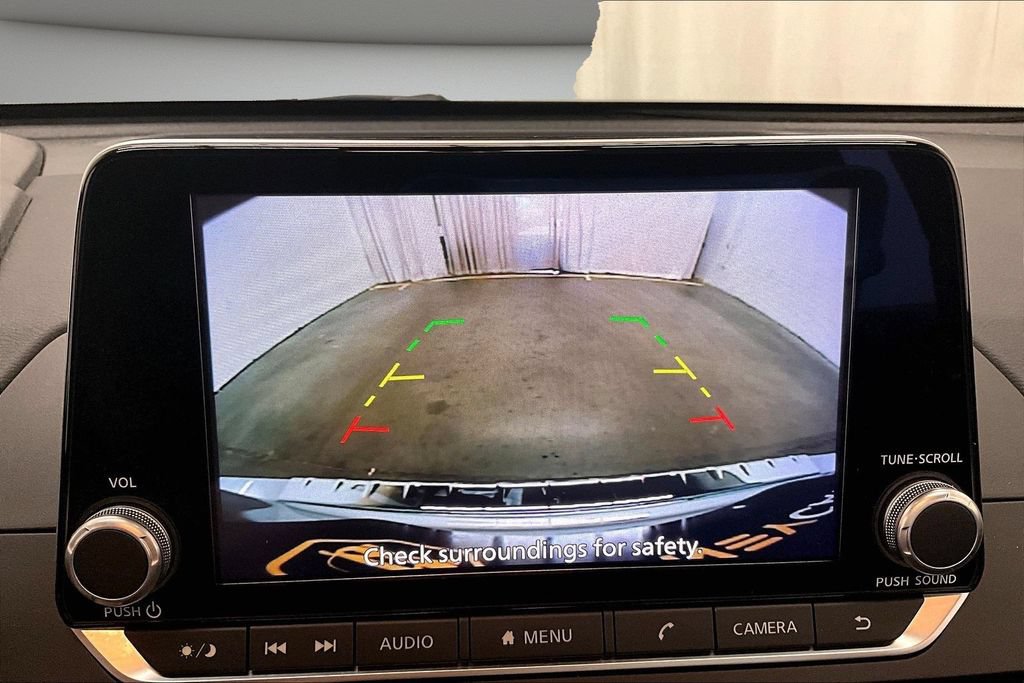 Used 2023 Nissan Altima 2.5 SV AWD/4WD image 14