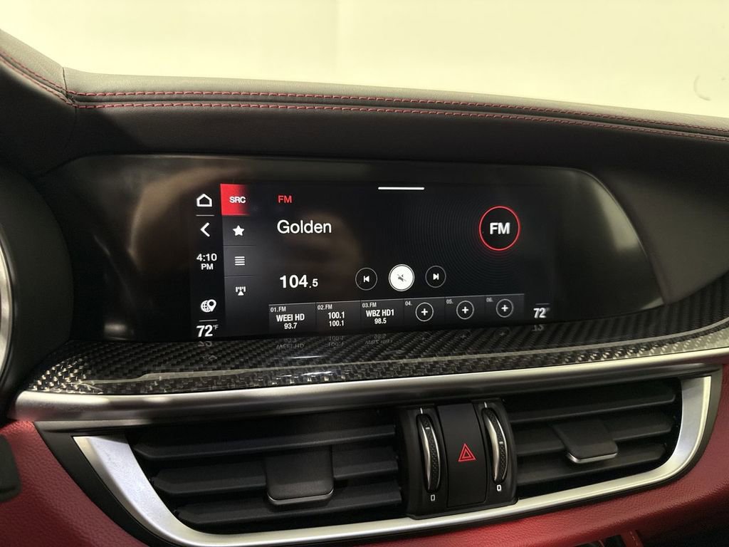 Used 2020 Alfa Romeo Stelvio Quadrifoglio image 28