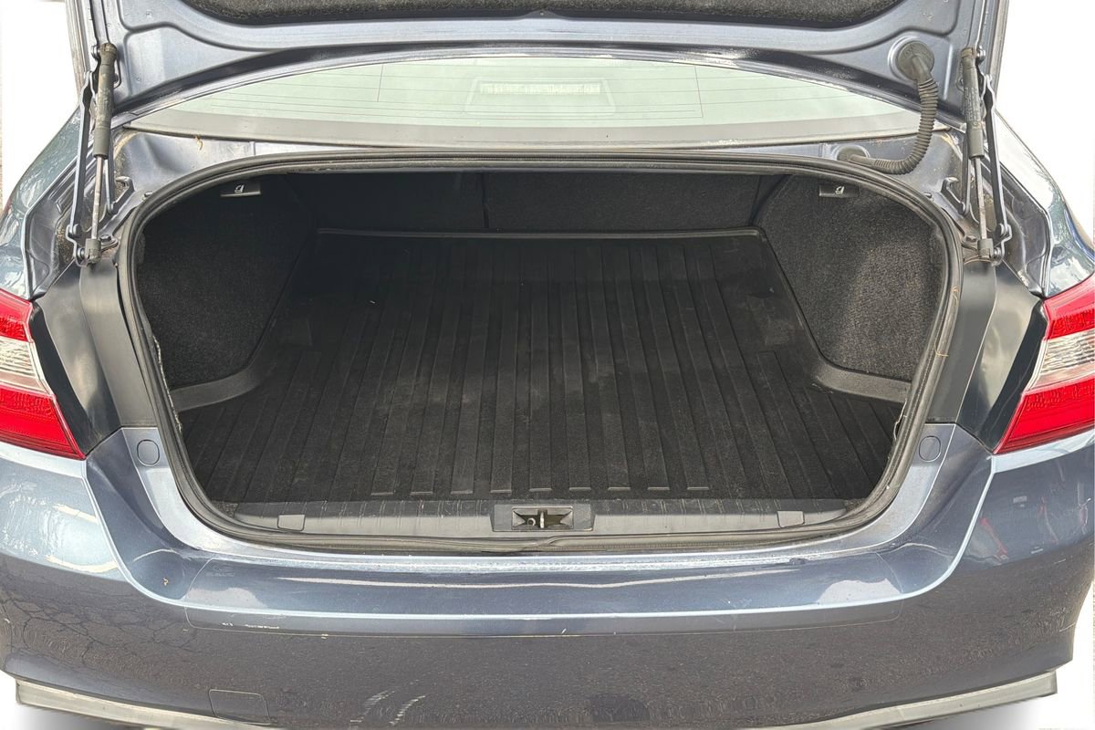 Used 2018 Subaru Legacy 2.5i Premium AWD/4WD image 11