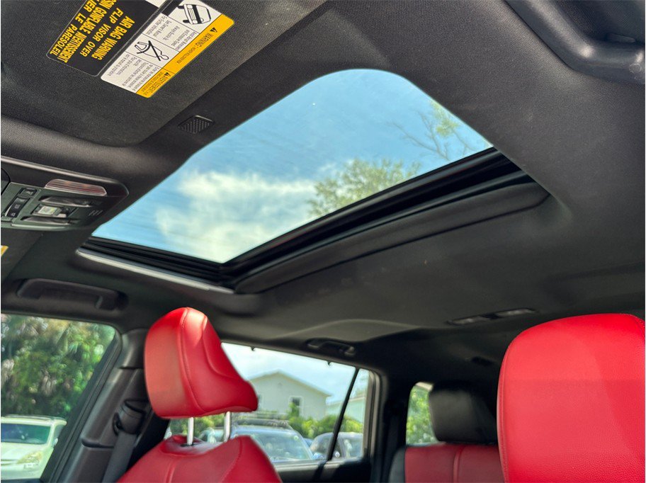 Used 2021 Toyota Highlander XSE FWD image 35