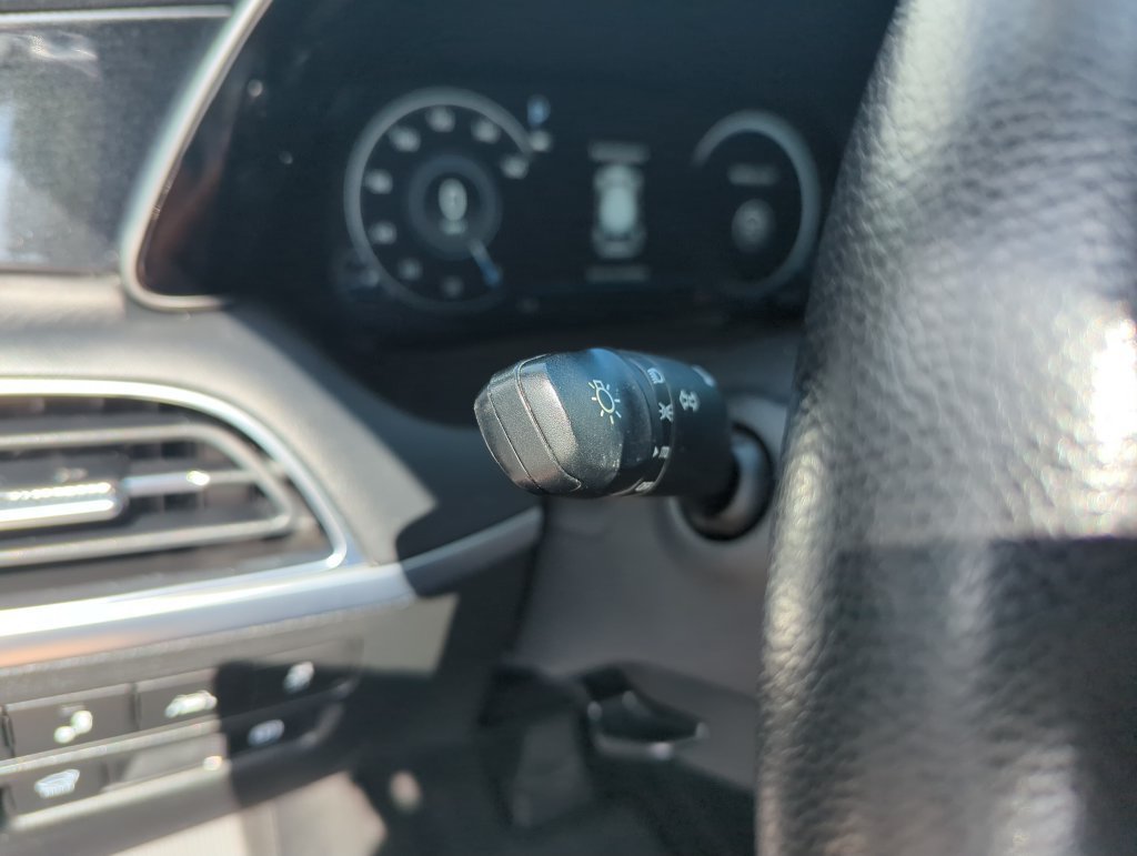 Used 2021 Hyundai Palisade Limited FWD image 21