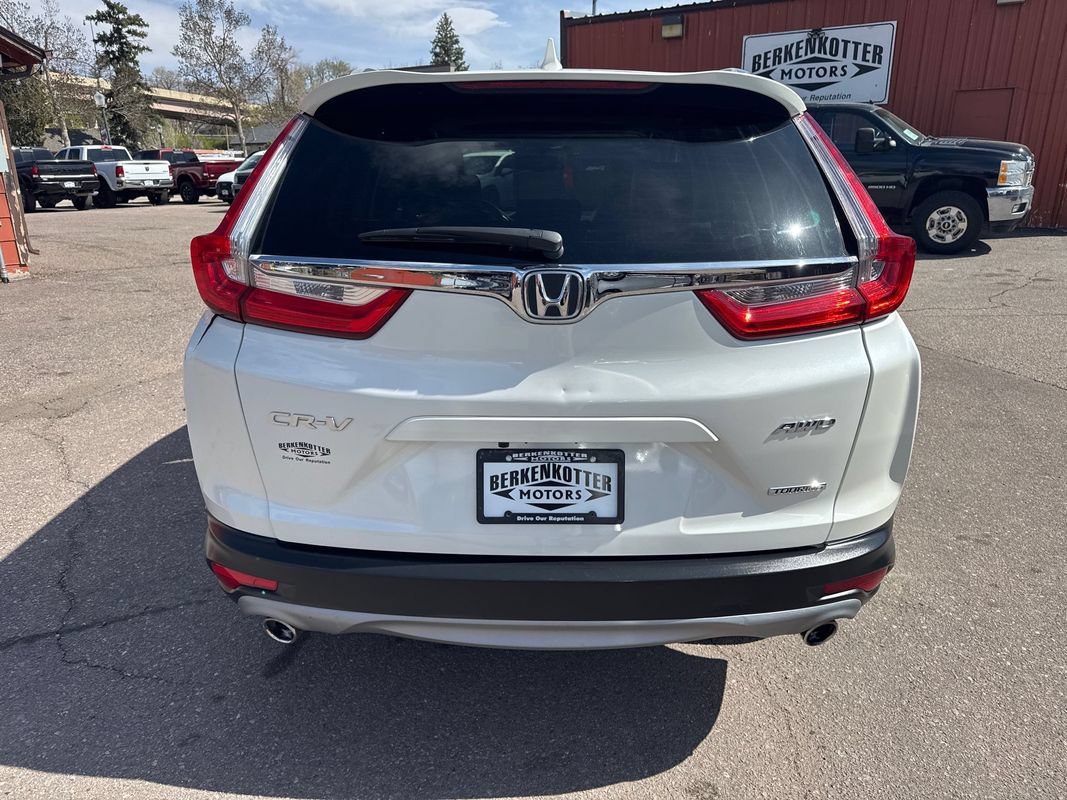 Used 2018 Honda CR-V Touring image 6