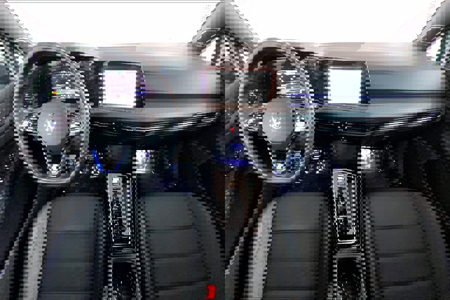 Used 2024 Volkswagen Golf R image 15