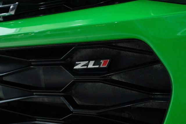 Used 2017 Chevrolet Camaro ZL1 RWD image 8