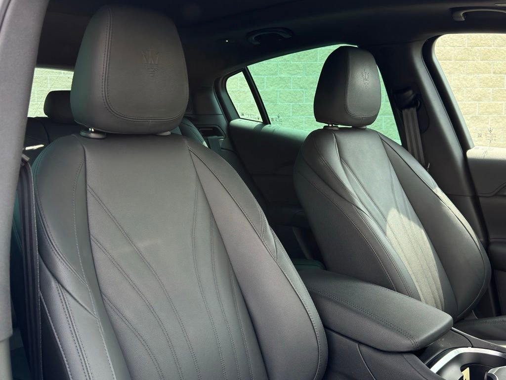 Used 2024 Maserati Grecale GT image 28