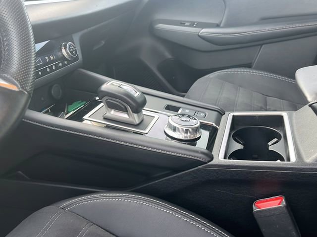 Used 2022 Mitsubishi Outlander SE image 18