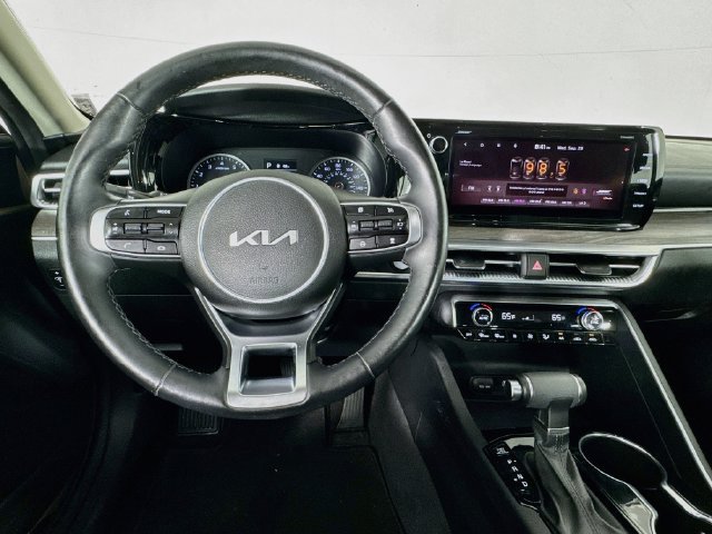 Used 2022 Kia K5 EX w/ EX Premium Package FWD image 7