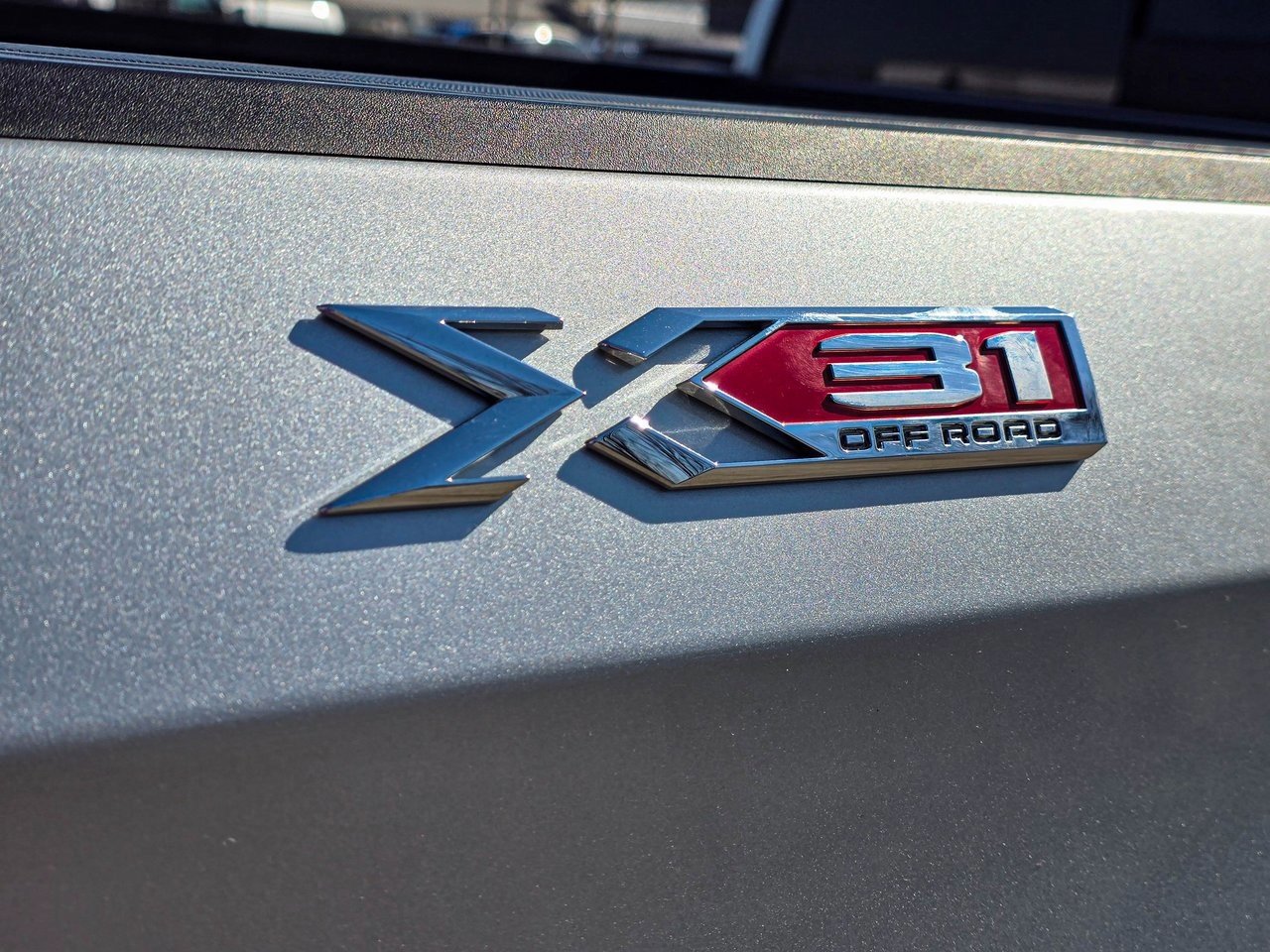 Used 2021 GMC Sierra 1500 SLT image 8