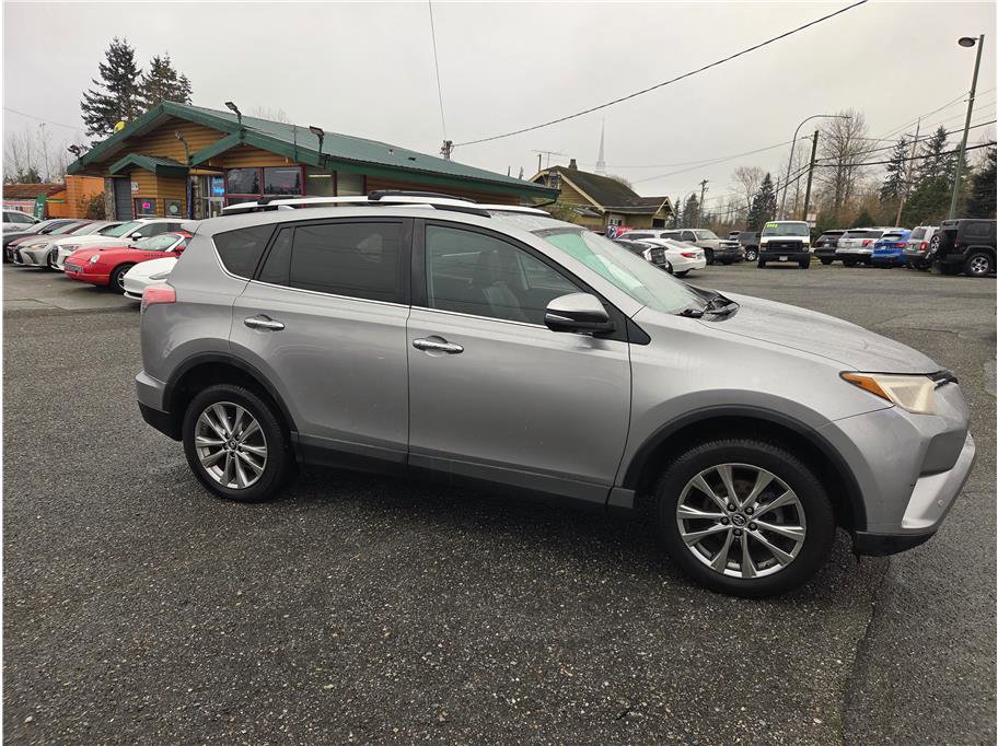 Used 2016 Toyota RAV4 Limited w/ Advanced Technology Package AWD/4WD image 5