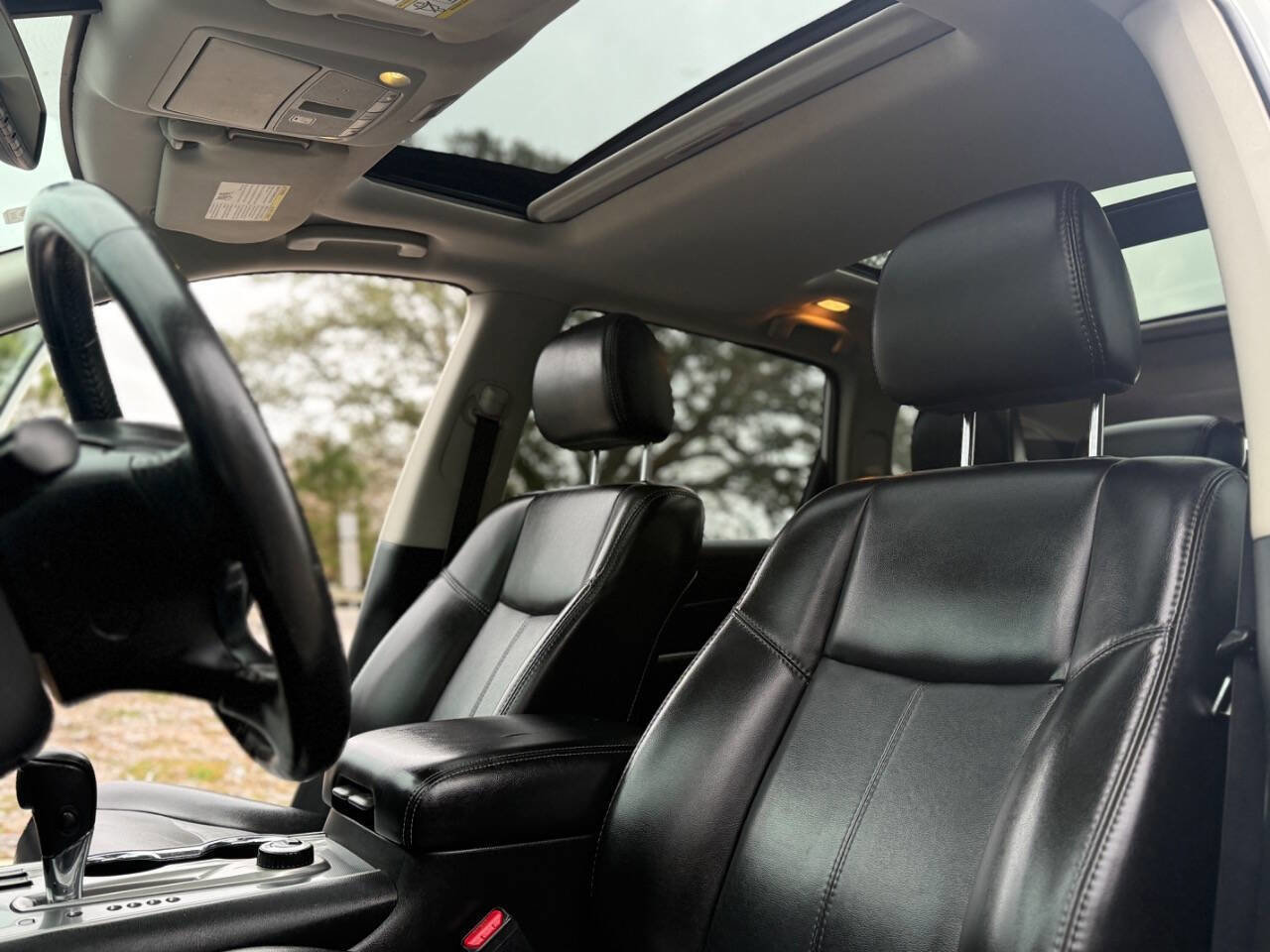 Used 2017 Nissan Pathfinder SL w/ SL Premium Package image 18