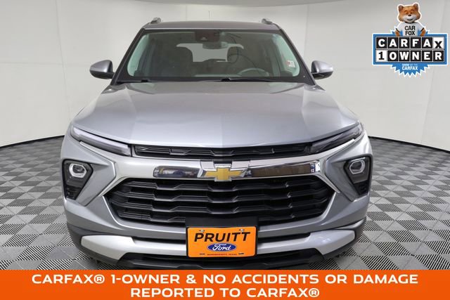 Used 2025 Chevrolet TrailBlazer LT image 3