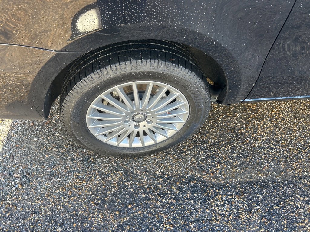 Used 2023 Mercedes-Benz Metris Passenger image 11