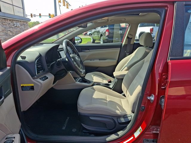 Used 2018 Hyundai Elantra Value Edition FWD image 13