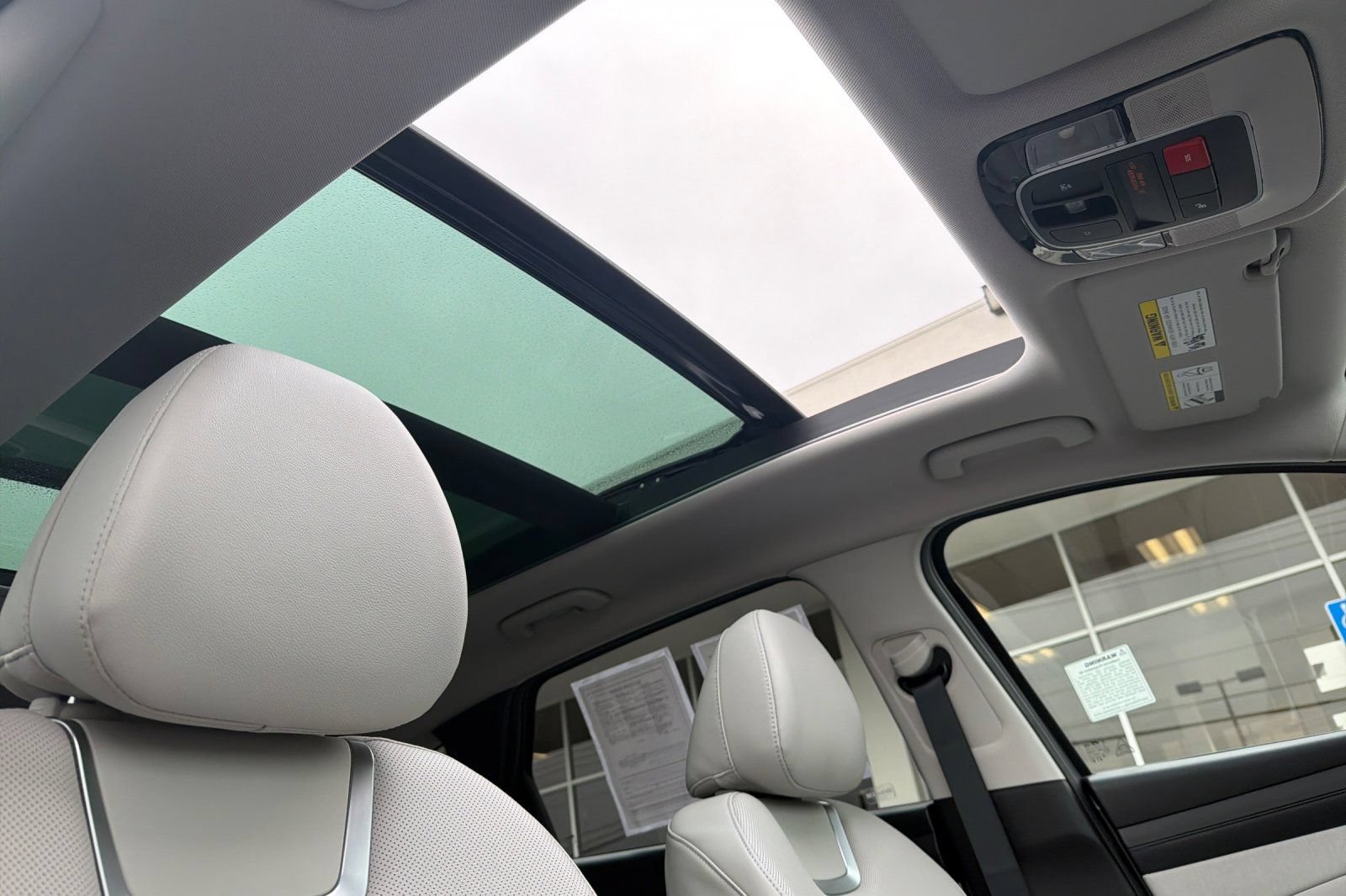 Certified 2025 Hyundai Tucson Limited AWD/4WD image 20