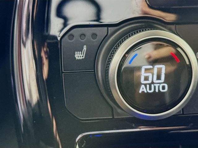 Used 2025 Toyota Highlander XLE image 23