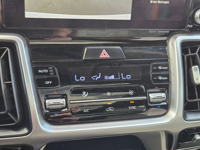 Used 2023 Kia Sorento S w/ Panoramic Sunroof Package image 24