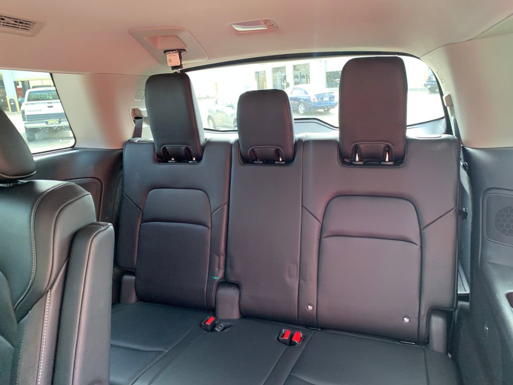 Used 2022 Nissan Pathfinder SL w/ SL Premium Package image 31