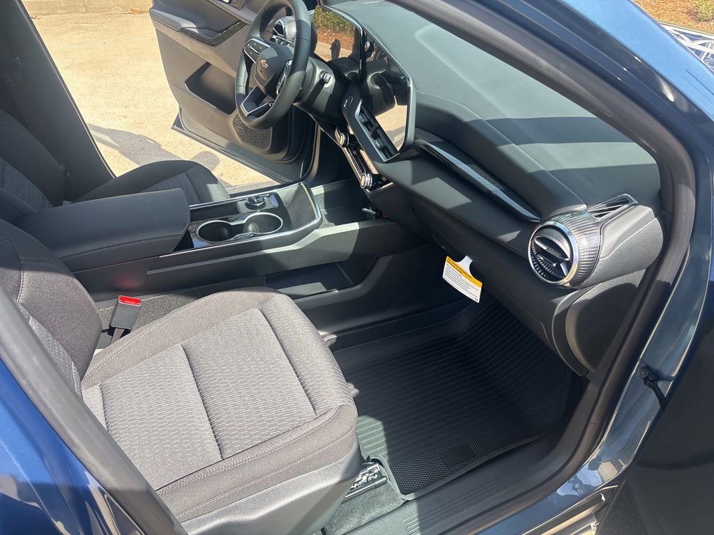 New 2026 Chevrolet Equinox LT w/ Safety and Technology Package image 49