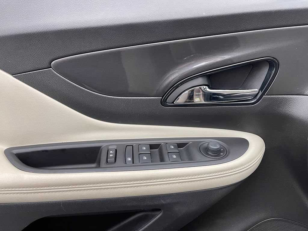 Used 2019 Buick Encore Preferred FWD image 15