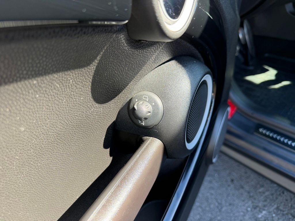 Used 2013 MINI Cooper S image 13