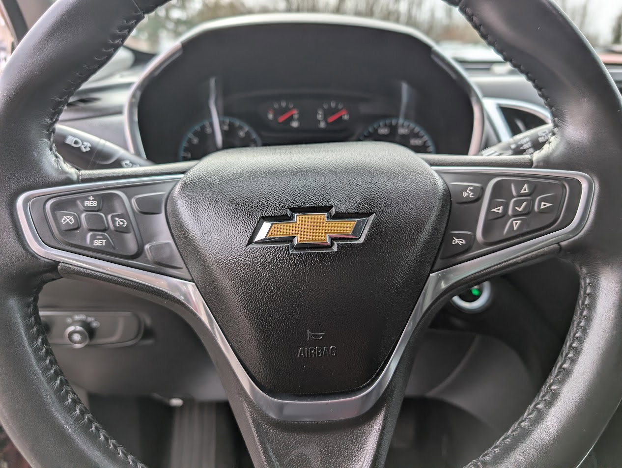 Used 2018 Chevrolet Equinox LT image 20