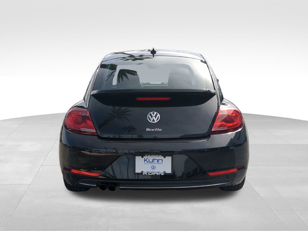 Used 2019 Volkswagen Beetle 2.0T SE FWD image 4