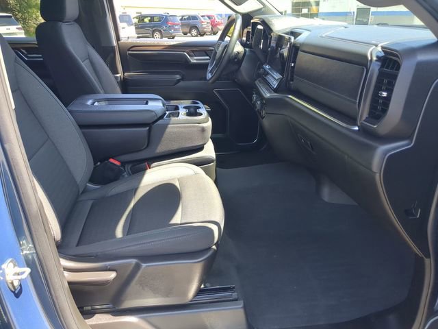 Used 2024 Chevrolet Silverado 1500 LT AWD/4WD image 18