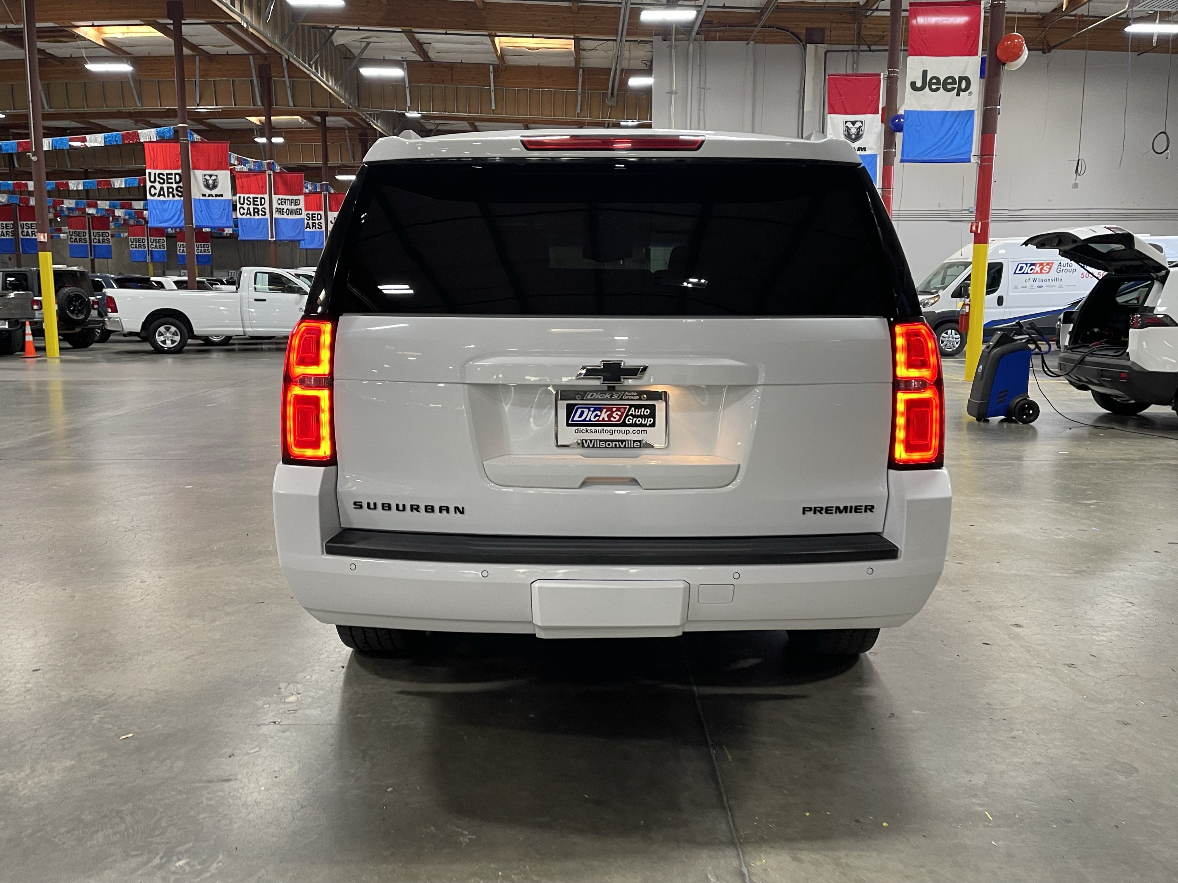 Used 2019 Chevrolet Suburban Premier AWD/4WD image 4