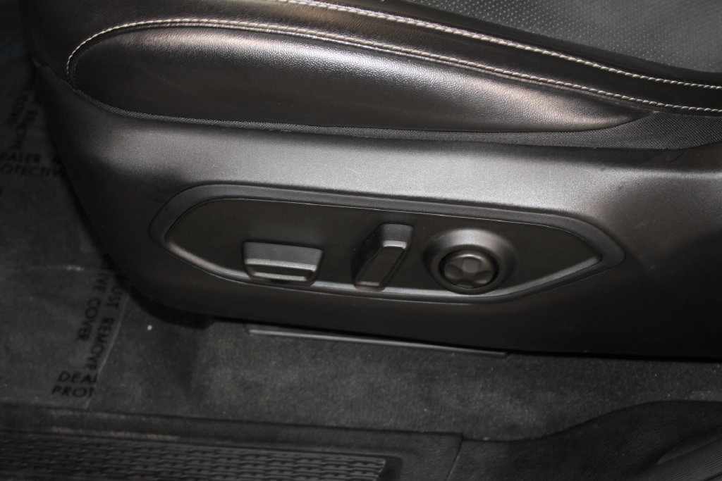 Used 2025 Jeep Grand Cherokee Altitude AWD/4WD image 33