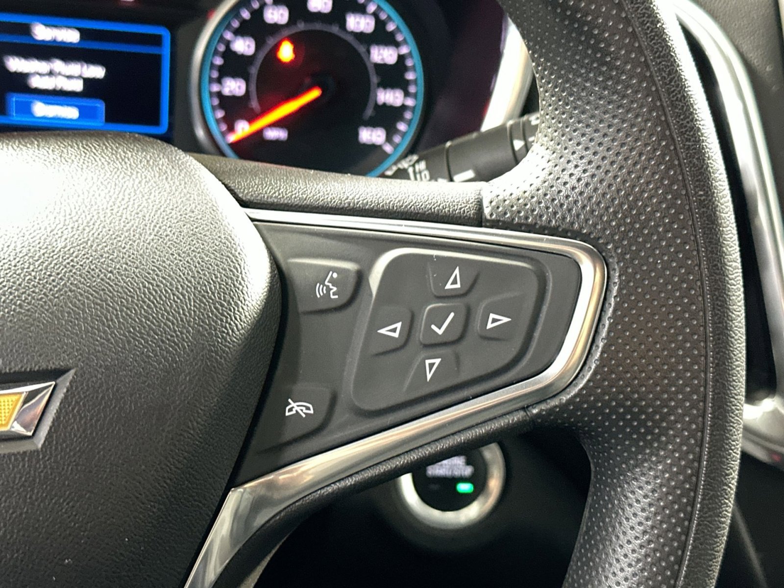 Used 2019 Chevrolet Equinox LT image 20