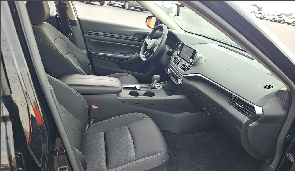 Used 2023 Nissan Altima 2.5 S FWD image 15