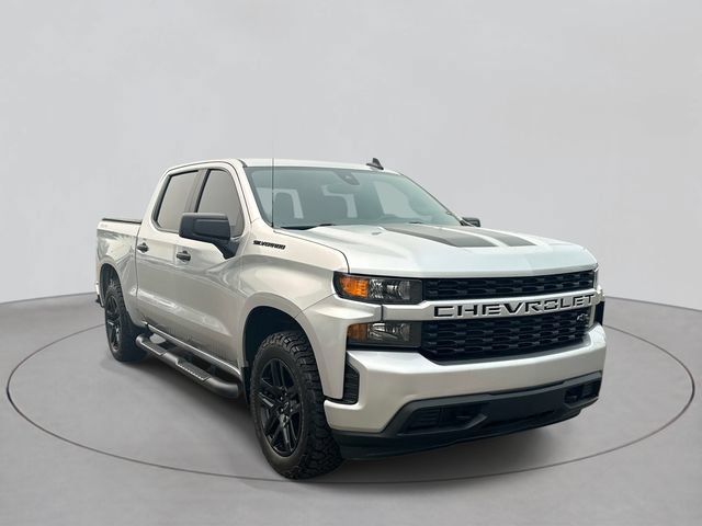 Used 2022 Chevrolet Silverado 1500 Custom w/ Rally Edition AWD/4WD image 3