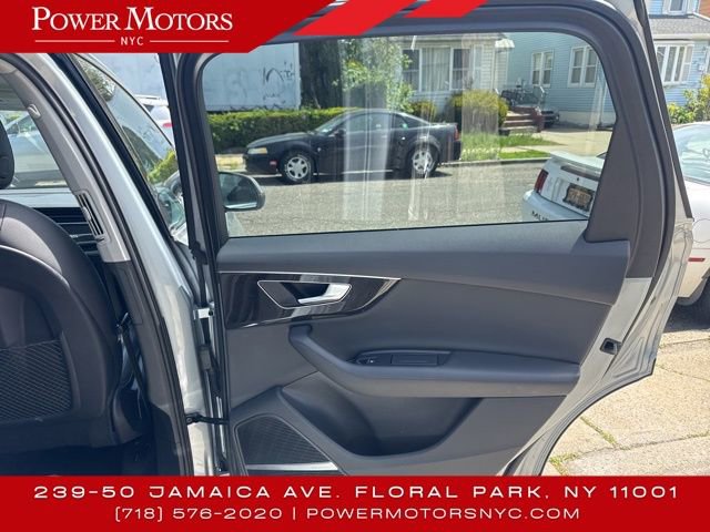 Used 2023 Audi Q7 3.0T Premium Plus image 17