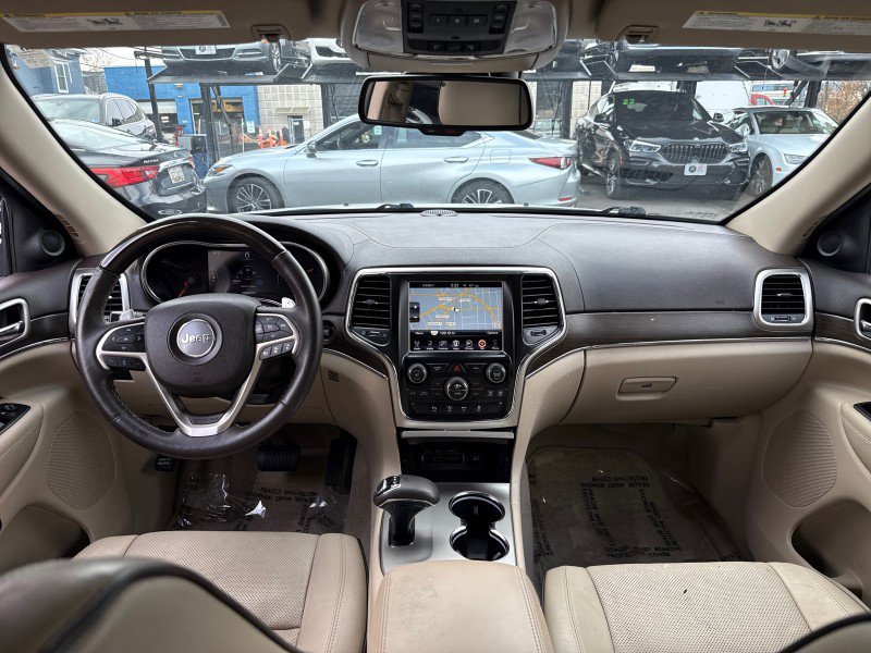 Used 2015 Jeep Grand Cherokee Overland w/ Advanced Technology Group image 21