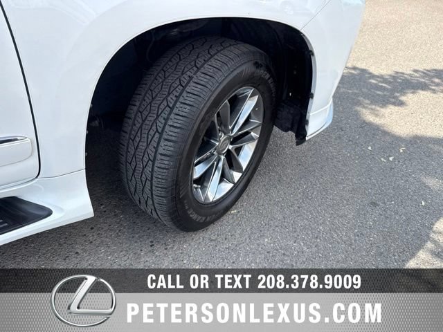 Used 2017 Lexus GX 460 Luxury AWD/4WD image 11