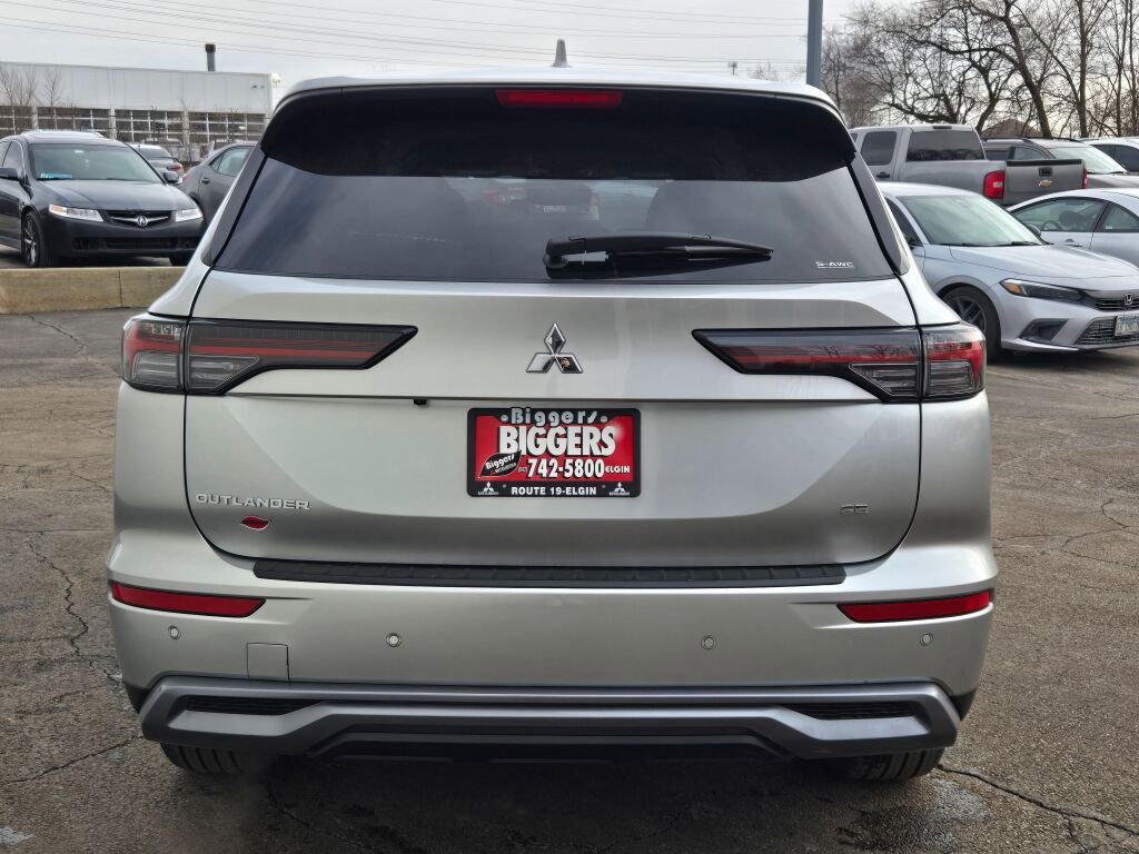 New 2026 Mitsubishi Outlander SE AWD/4WD image 11